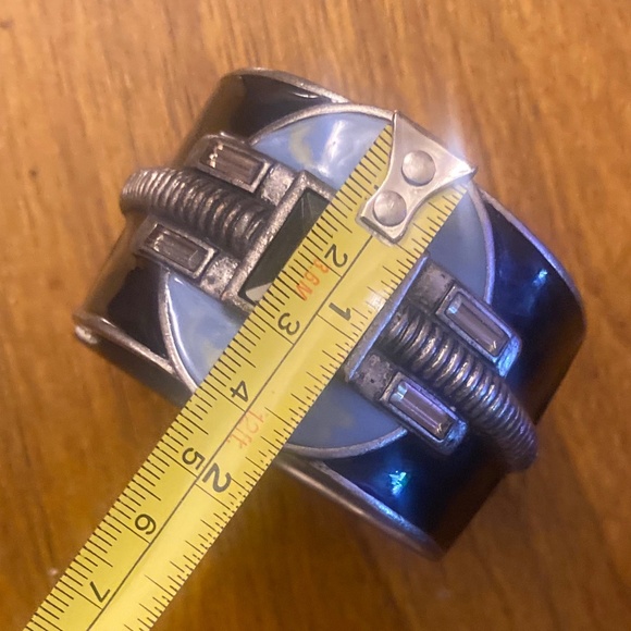 Silver Enamel Smoke Stone 1.5" Wide Cuff Bracelet 7" - Picture 10 of 10